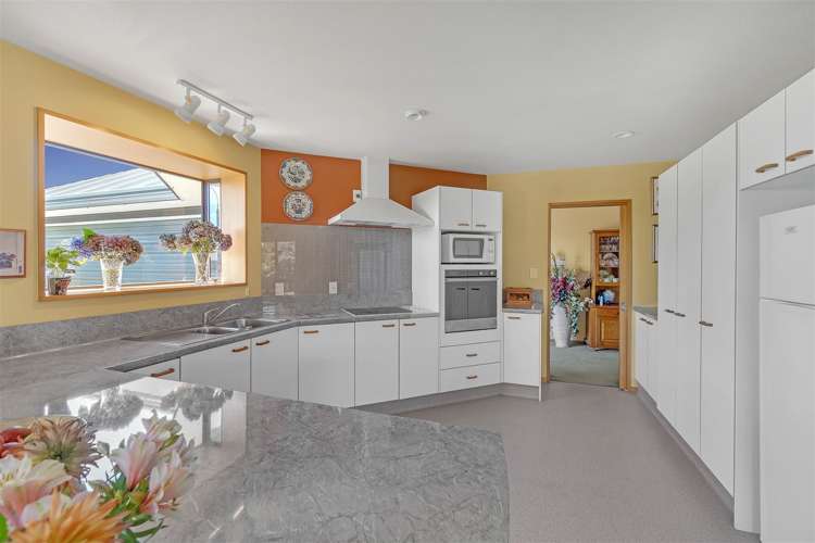 94 Roydon Drive Templeton_5