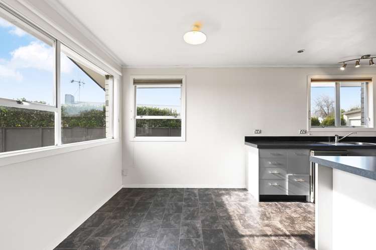 18 Oakfield Crescent_4