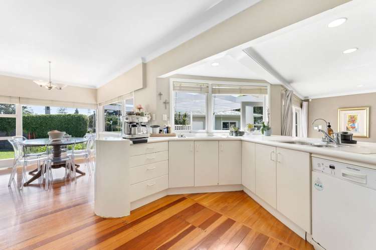 33 Covil Avenue Te Atatu South_9