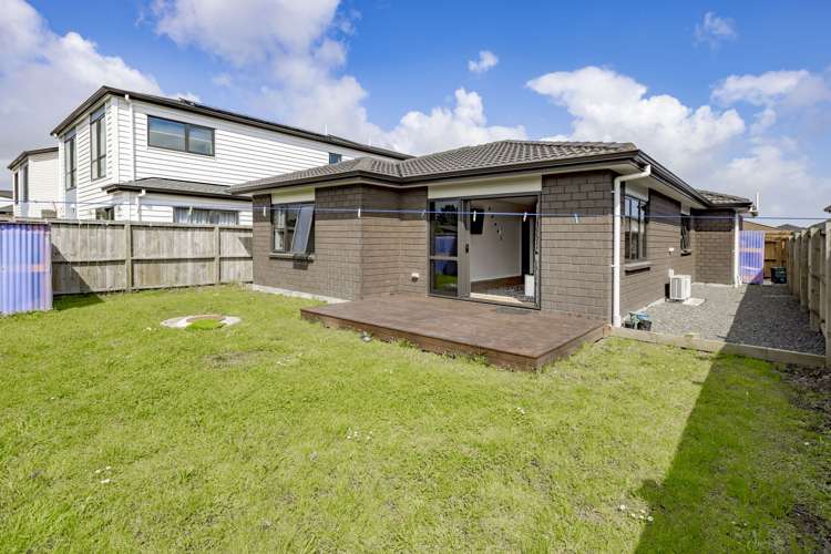 18 Survila Street Takanini_11