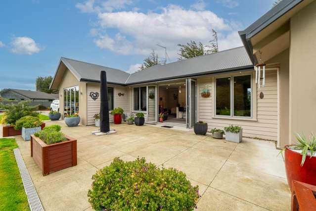 47 Matua Grove Otatara_2