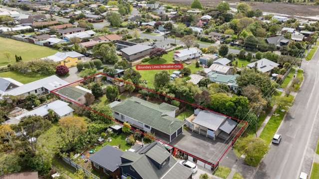 Multiple Dwellings - One Title - Mapua Estate Sale