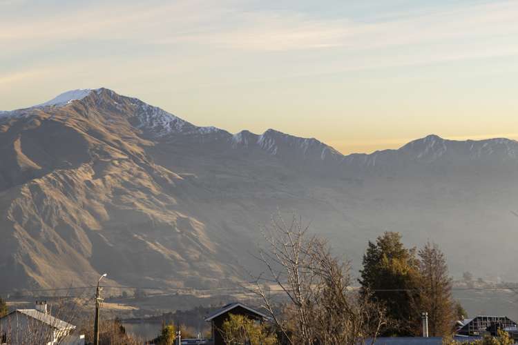 37 Hunter Crescent Wanaka_24