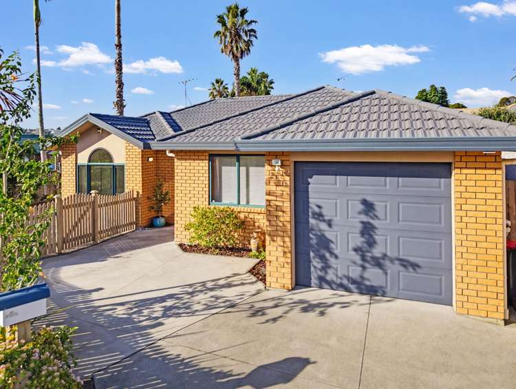 6 Red Hibiscus Road Stanmore Bay_21