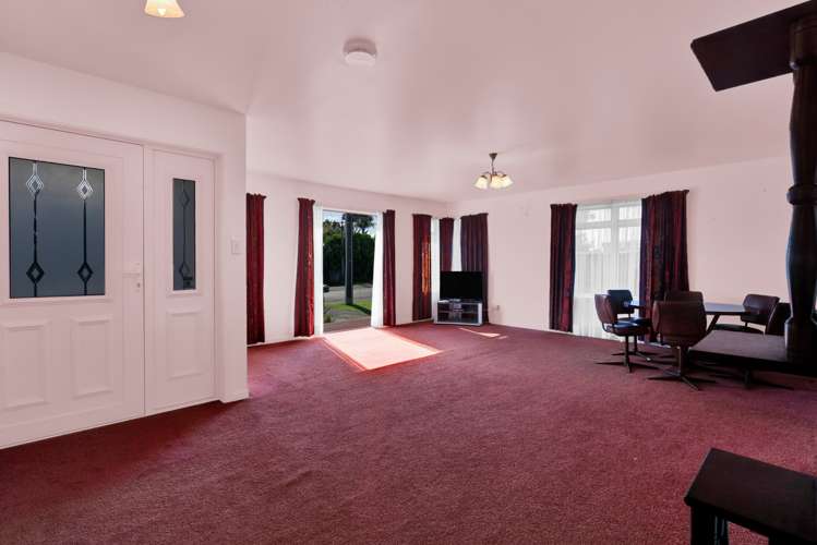 6 Mace Terrace Oakura_5