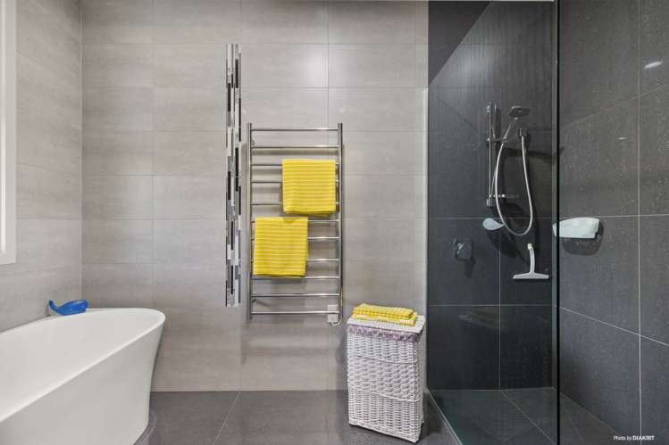 168 Logan Road Buckland_19