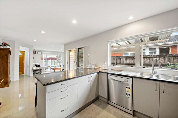 2A Afton Place Ranui_6