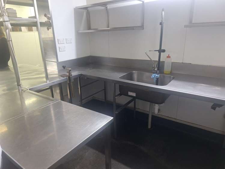 609 State Highway 16 Huapai_9