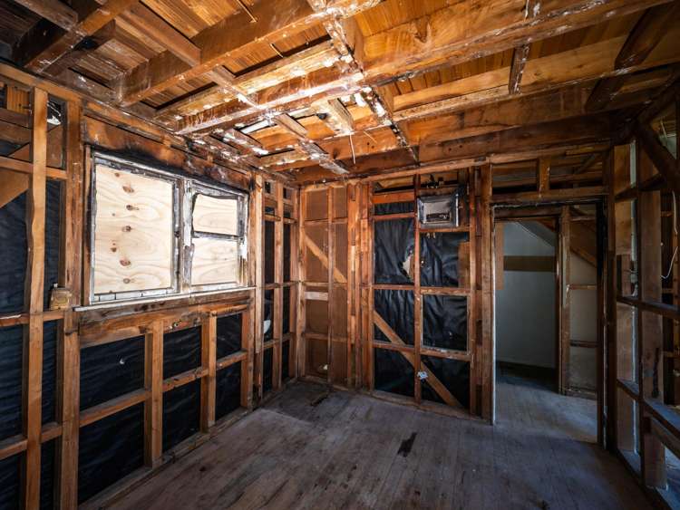 4 and 6 Opie Place Highbury_5