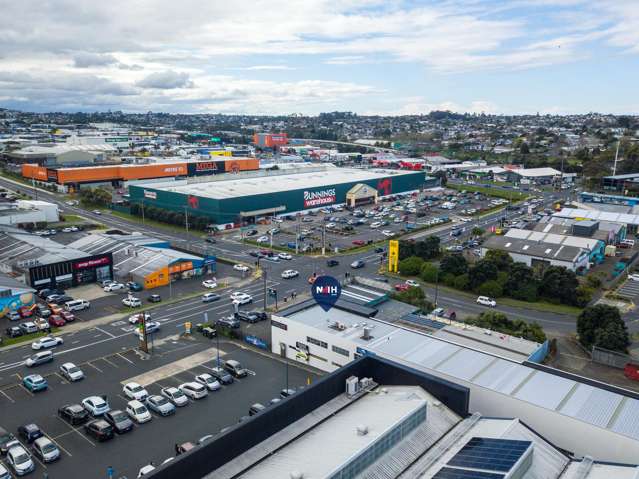 235 Archers Road Wairau Valley_1