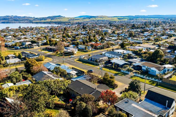 91 Gillies Avenue Hilltop_11