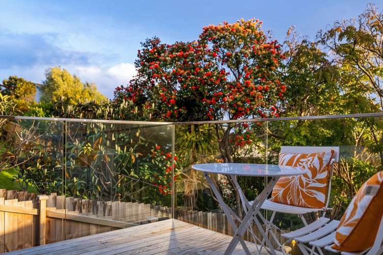 27B Highgrove Lane Totara Vale_1