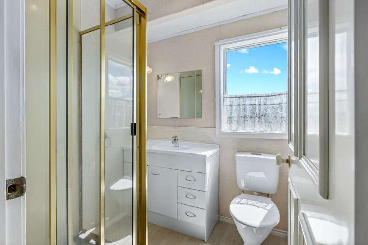 75 Marellen Drive Red Beach_12