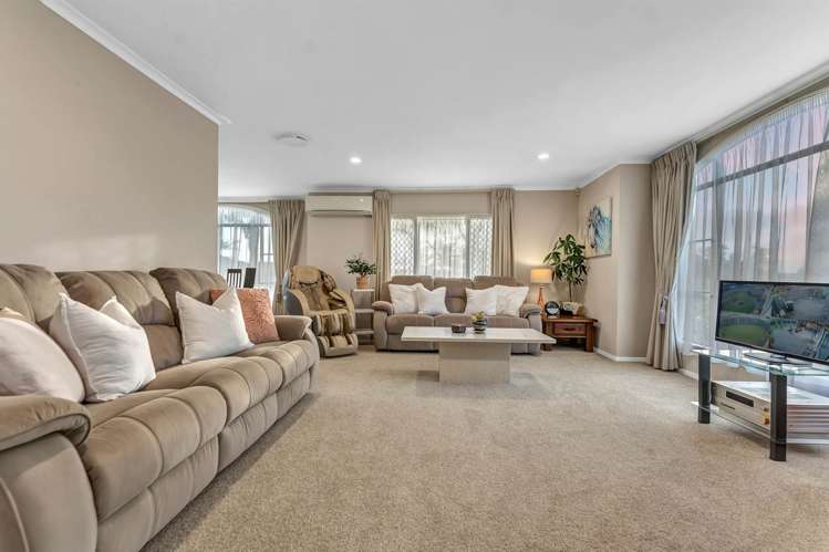 27 Maghera Drive East Tamaki Heights_5