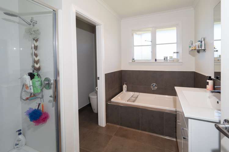 7 Reddecliffe Crescent Hampstead_5