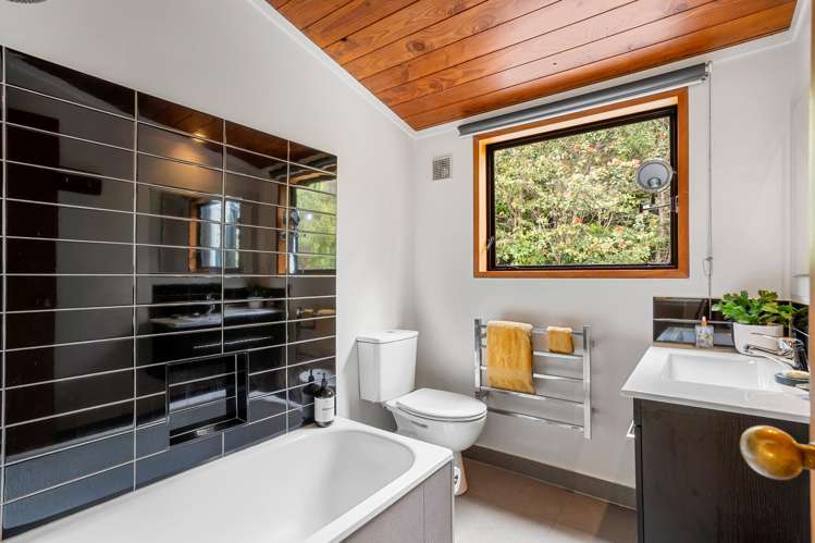 58 Opanuku Road Henderson Valley_13