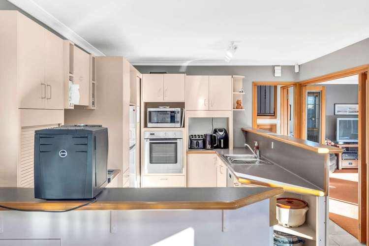 106 Roydon Drive Templeton_26