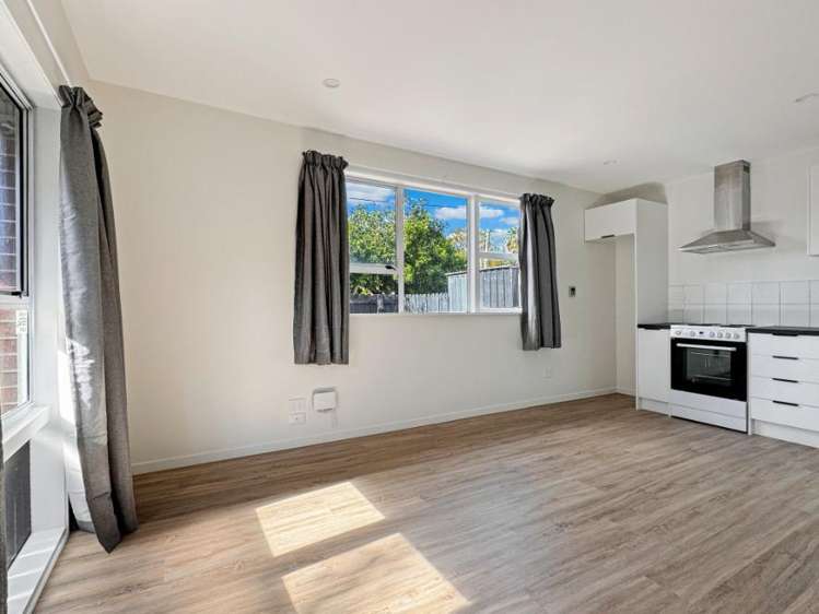 2/16 Highbury Street Avondale_1