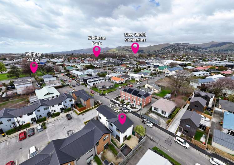 Unit 1/21 Hargest Crescent Sydenham_17