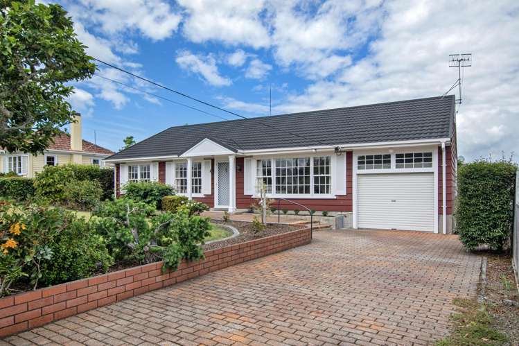 9 Pine Park Road Onerahi_2