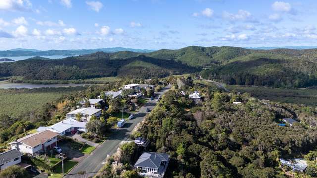 35 Goffe Drive, Haruru Paihia_2