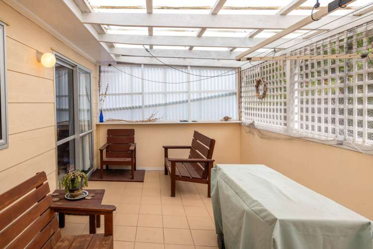 12 Moana Avenue Surfdale_34