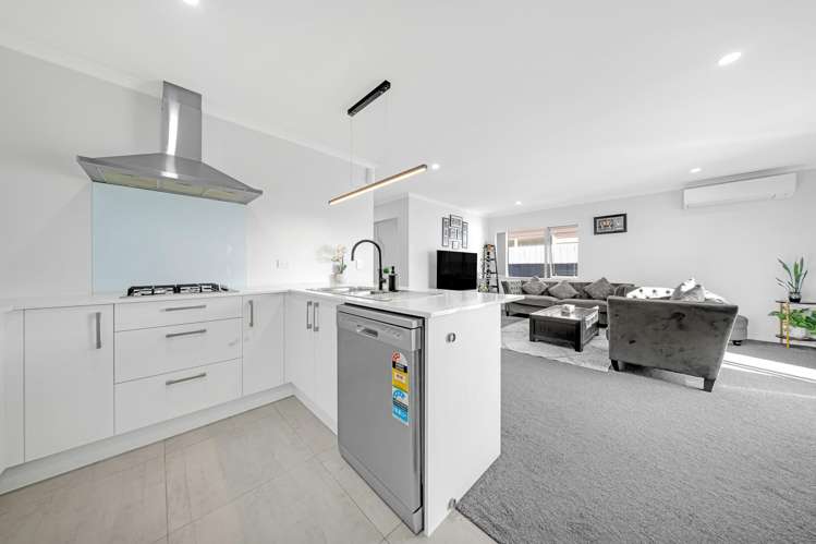 14 Whareatua Avenue Takanini_7