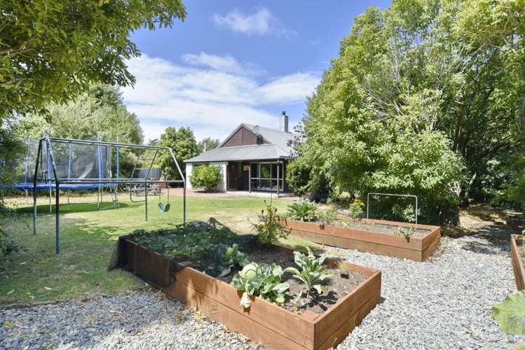 611 Upper Sefton Road Sefton_21