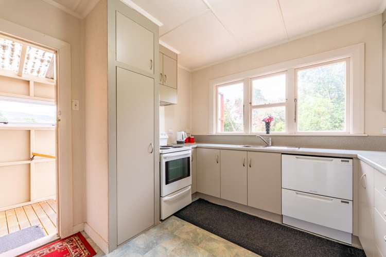 6 Hughes Street Waimate_12