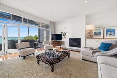 20 Hamana Street, Narrow Neck_4