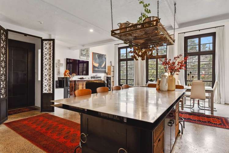 2/25a Lake Road Devonport_7