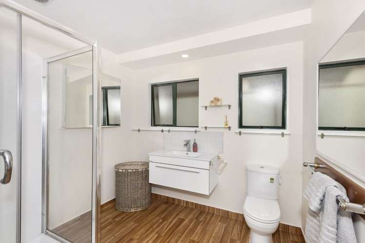 12a Tuakana Street Point England_14