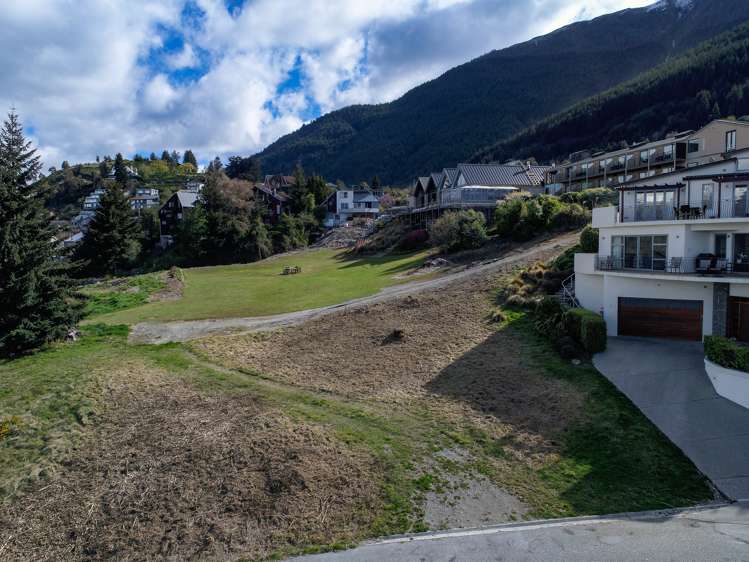 3 Manata Lane Fernhill/Sunshine Bay_10