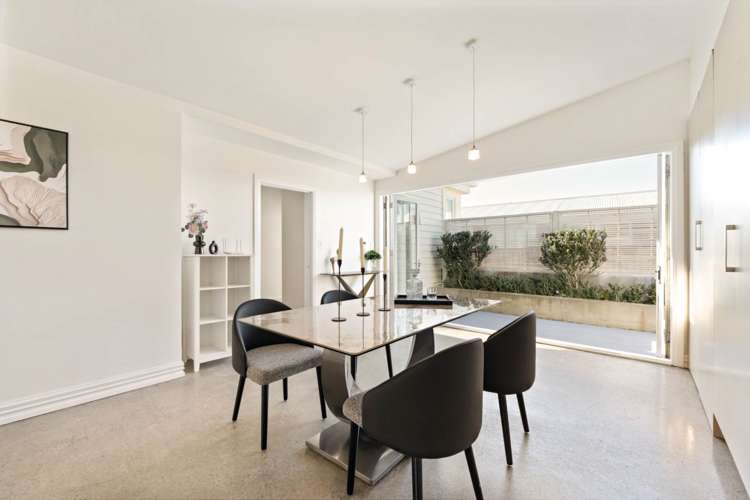 106 Titirangi Road New Lynn_12