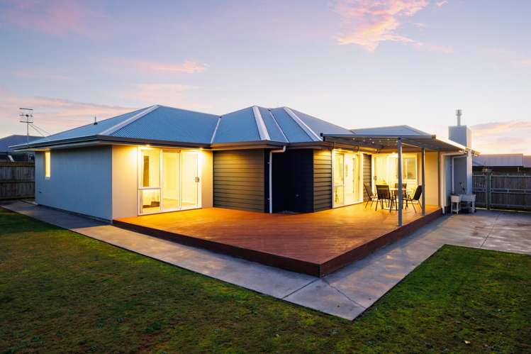 6 Atlantic Drive Fitzherbert_13