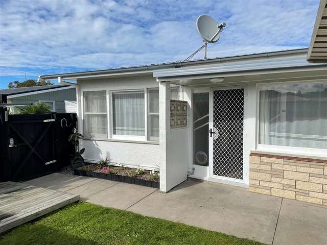 2/682 Abderdeen Road Te Hapara_1