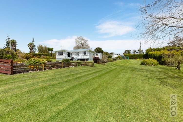 8 Hanham Road Kumeu_14