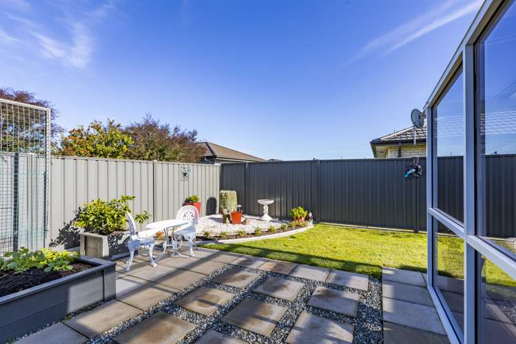 19 Drake Crescent Awatoto_24