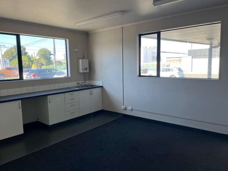 801 Karamu Road North Hastings Central_12