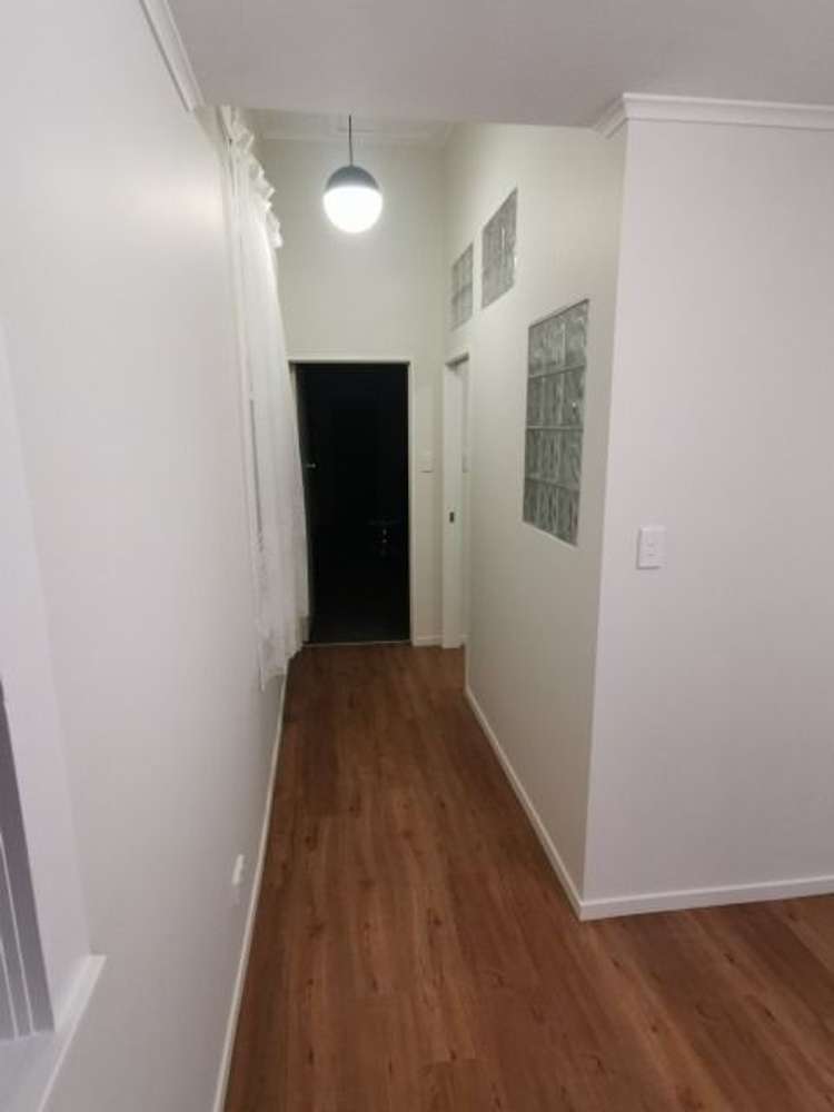 2/318 West Coast Road Glen Eden_4