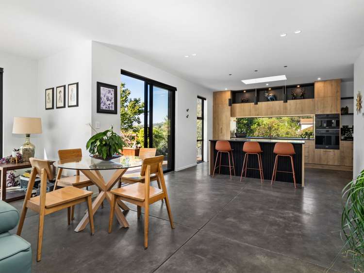 26 Horotane Valley Road Heathcote Valley_2