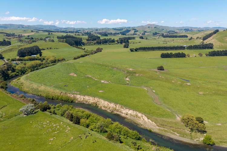 327 Okarae Road Dannevirke_15