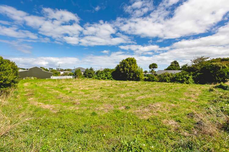 84 South Road Manaia_7