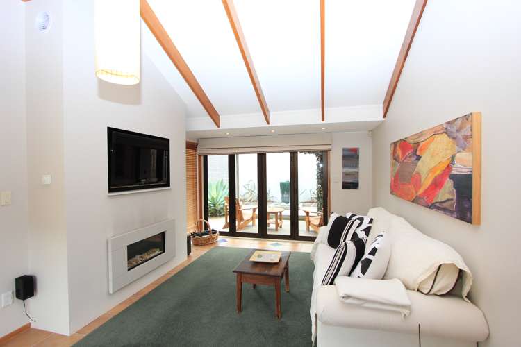 18 Puawai Place Northcote_12