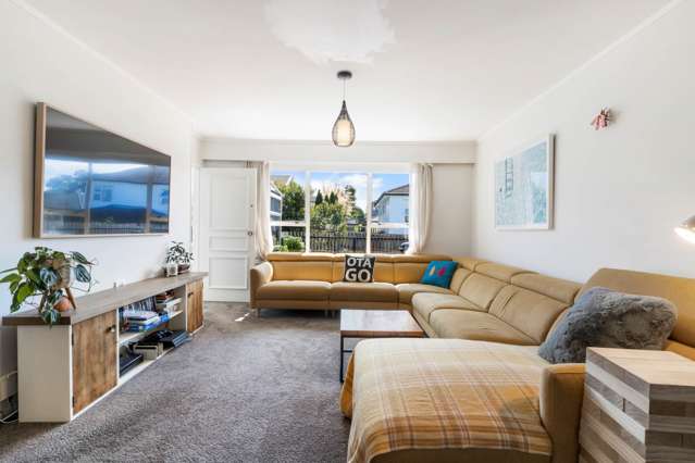 2/16 Stamford Park Road Mount Roskill_1