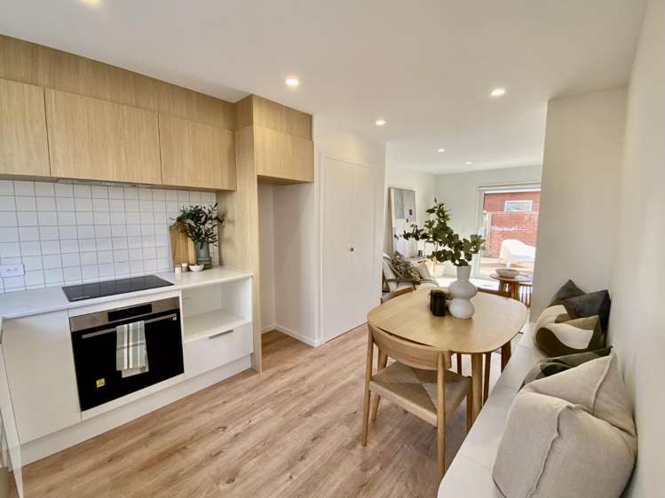 5/2 Hammond Place 10222_5