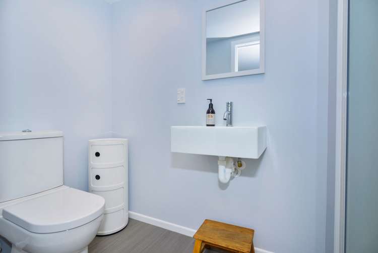 22 Rimutaka Place Titirangi_13