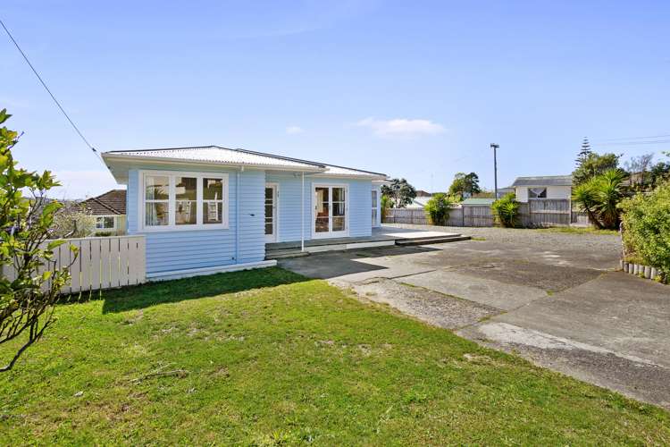 79 Driver Crescent Cannons Creek_20