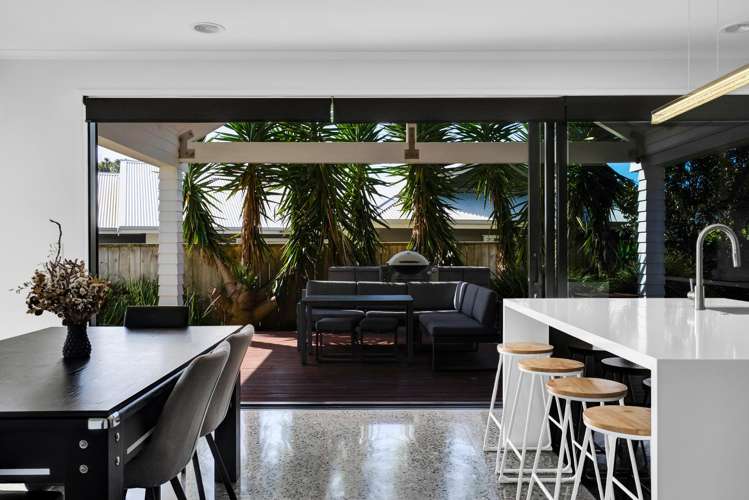 6 Pebble Beach Court Waiwhakaiho_31