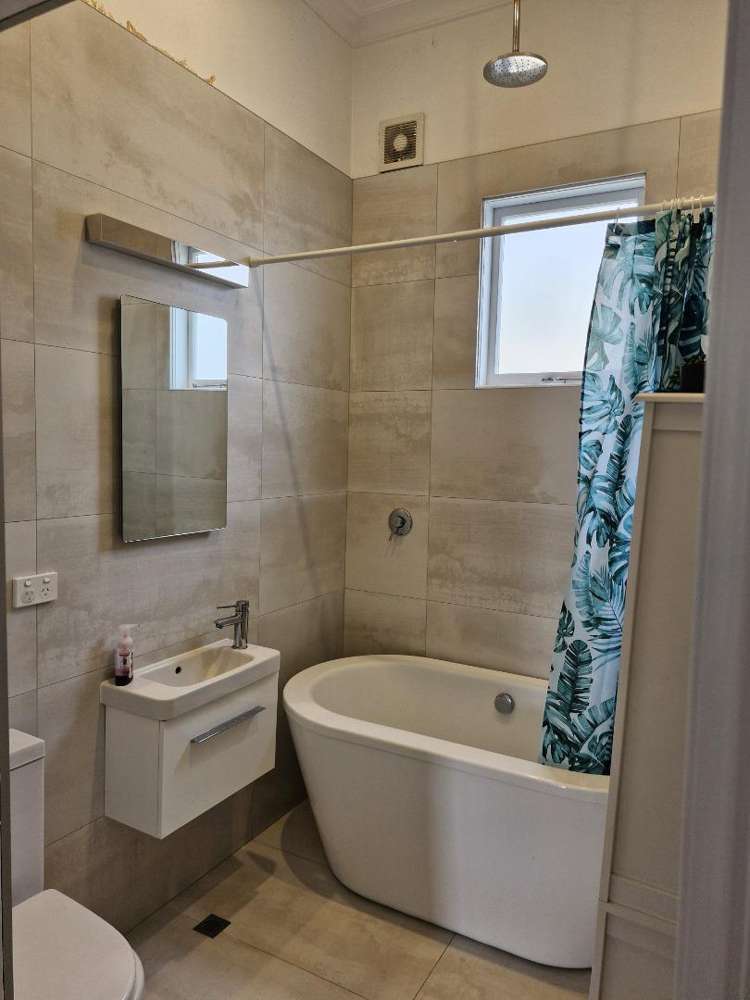 49 Vivian Street New Plymouth_4